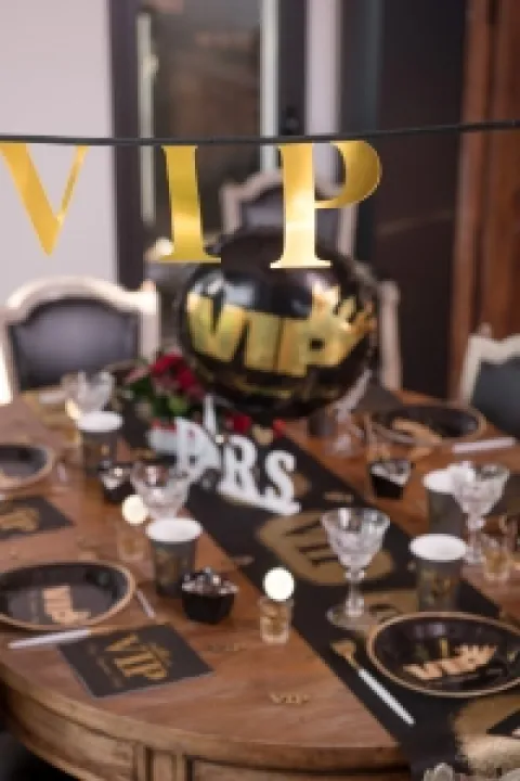 VIP krone banner
